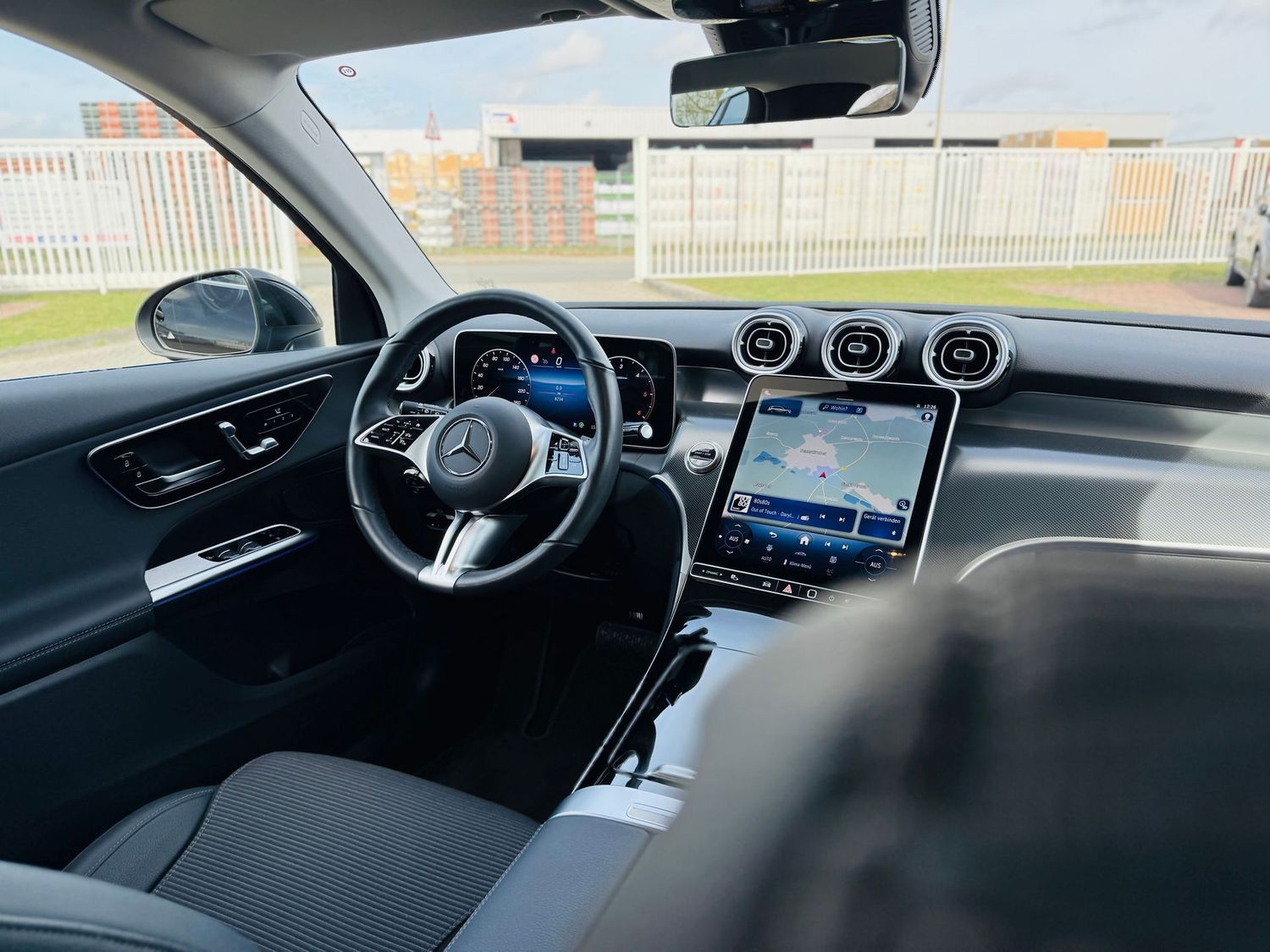 Fahrzeugabbildung Mercedes-Benz GLC 220 d 4M AVANTGARDE, AHK, LED, Navi, RFK, Wi