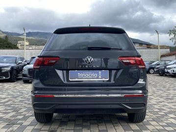 Volkswagen Tiguan - 6