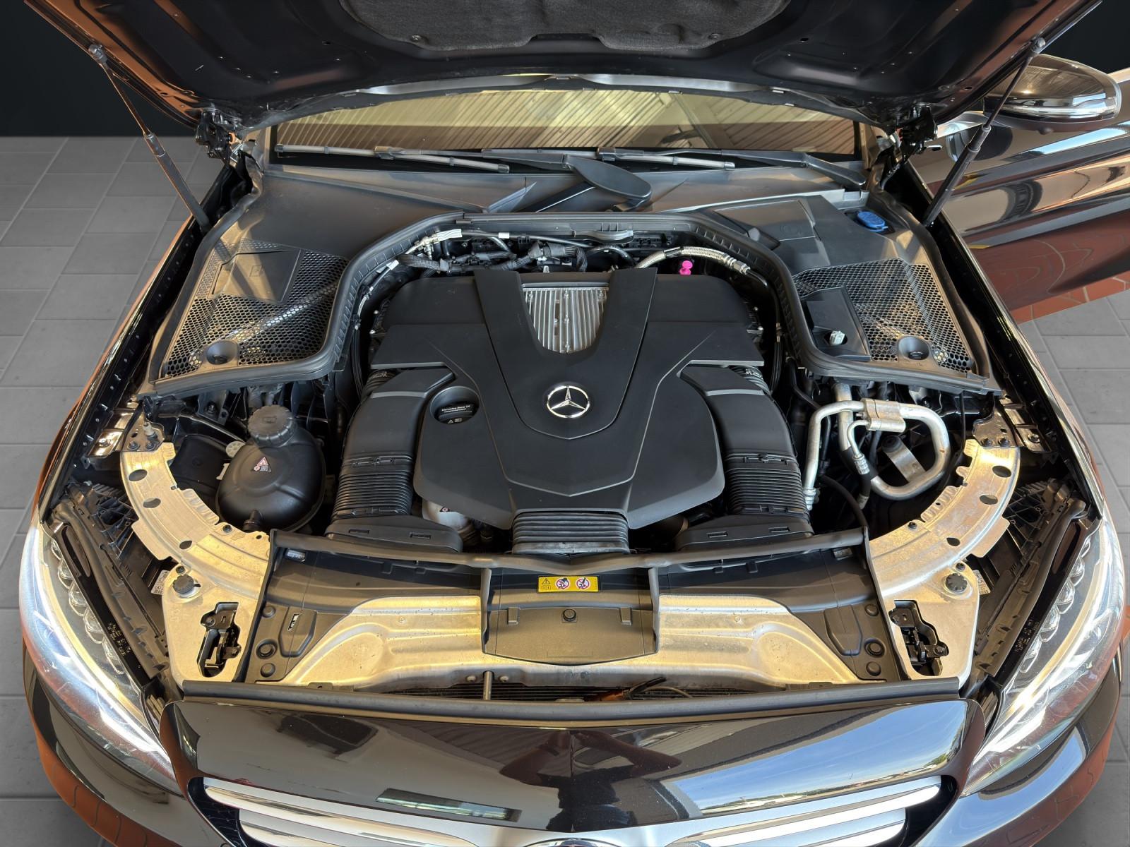 Mercedes-Benz C 400 4Matic T | AMG-Line | Pano | Comand