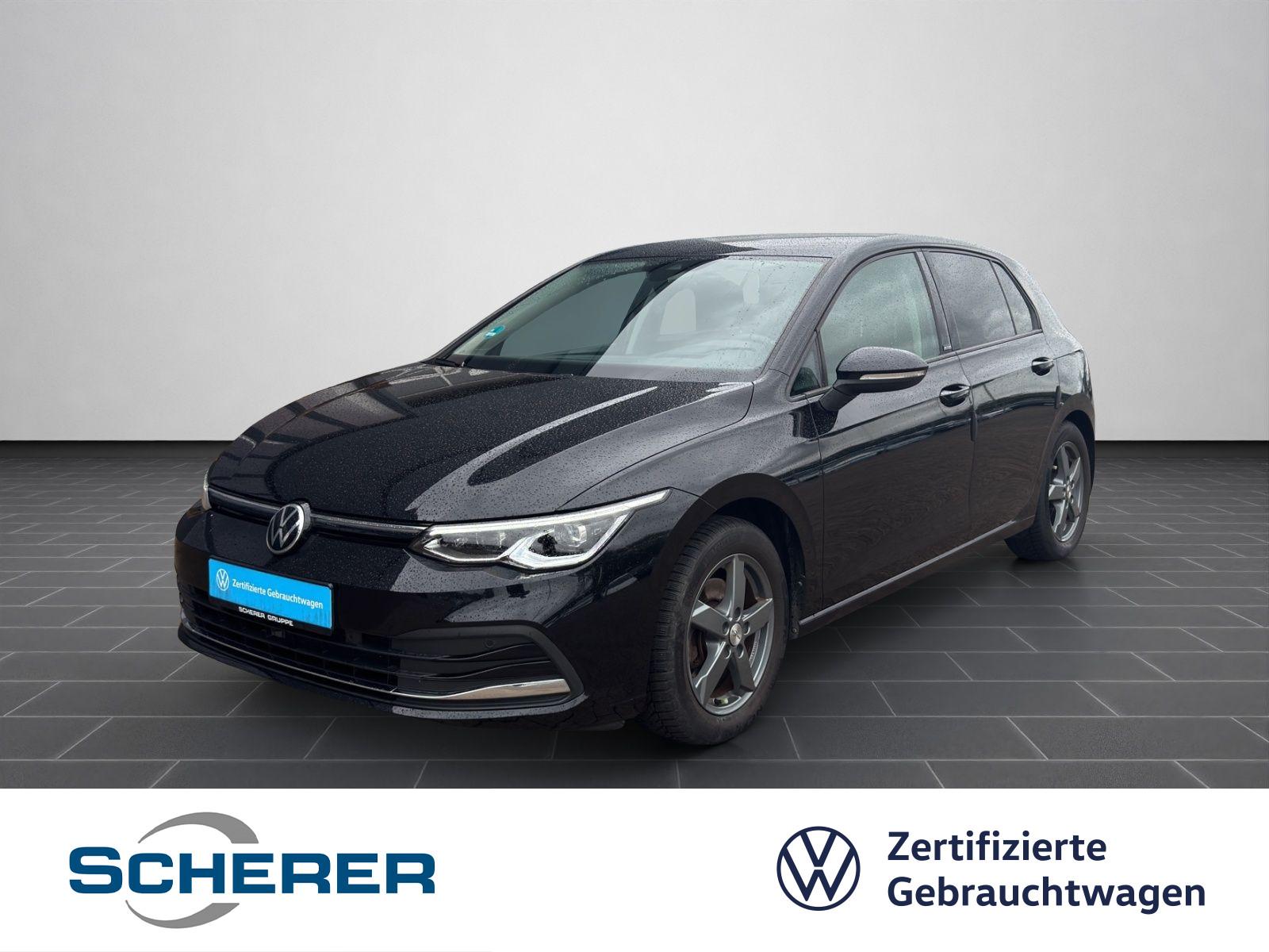 Volkswagen Golf VIII LIFE 1.5 eTSI DSG IQ.LIGHT NAVI PDC HU