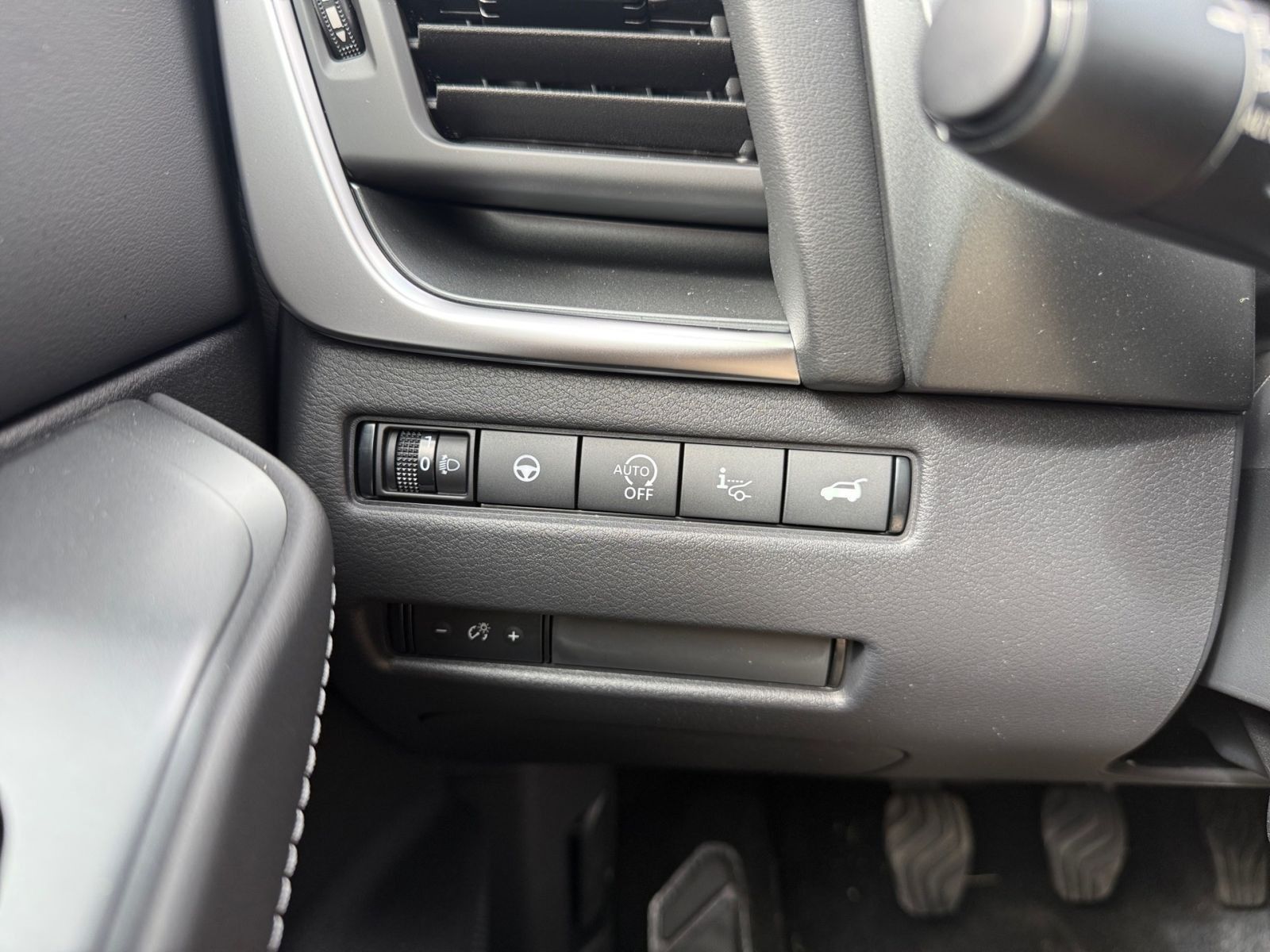 Fahrzeugabbildung Nissan Qashqai 1.3 DIG-T MHEV N-Connecta *360°-KAMERA*W