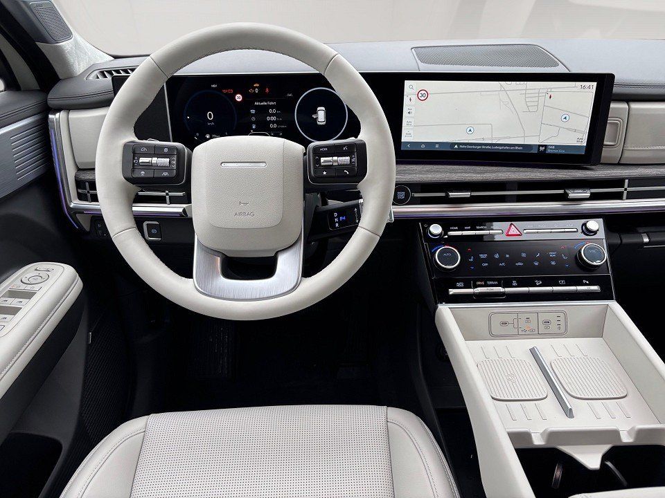 Fahrzeugabbildung Hyundai SANTA FE Plug-in AWD SIGNATURE