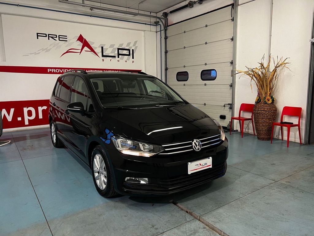 Image of Volkswagen Touran