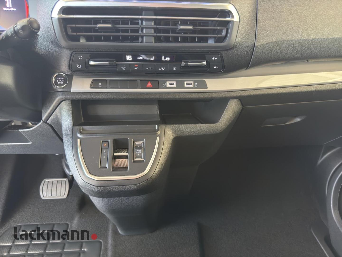 Toyota Proace Verso L2 Teamplayer AHK Navi