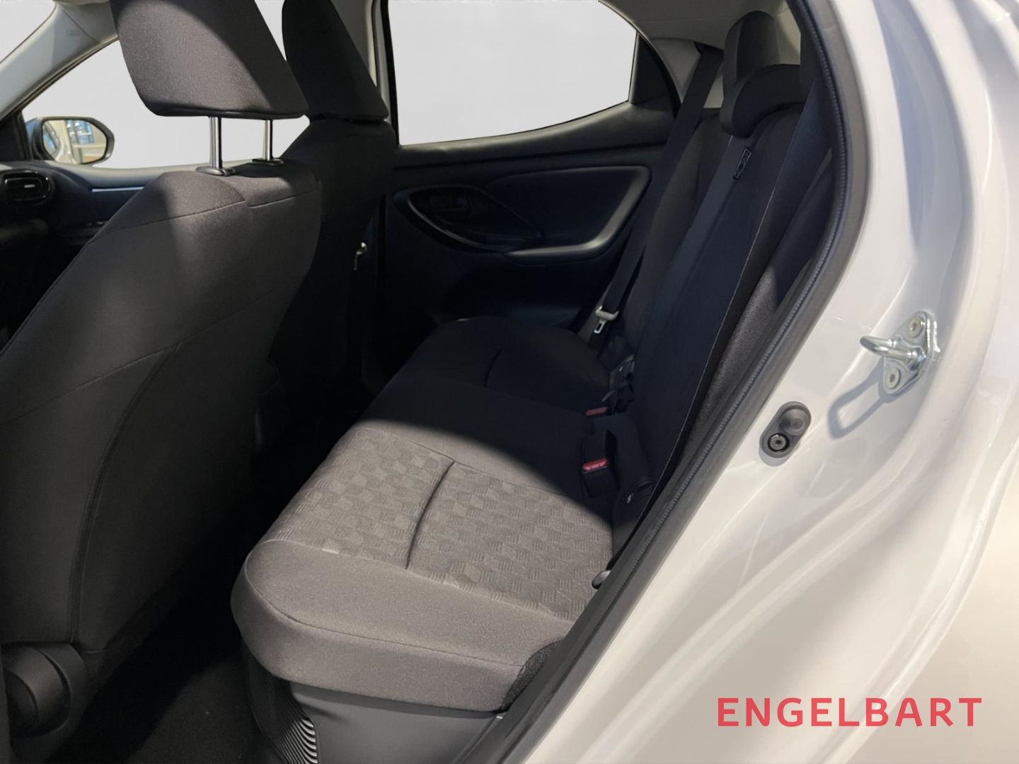 Mazda 2 Hybrid - Bild 12