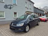 Volkswagen Sharan Comf,Navi,Klimaaut,integrier.Kindersitze - Volkswagen Sharan aus 2015