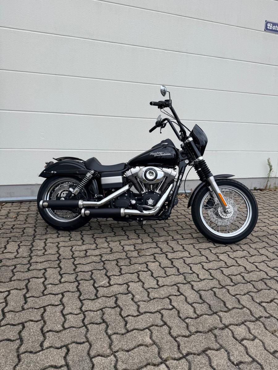 Harley-Davidson Dyna Street Bob/Penzl Auspff/ 1.Hand/ APE Lenker