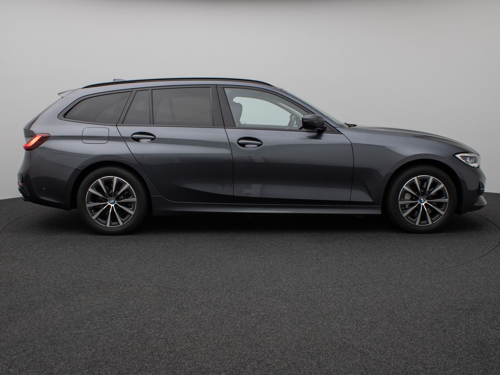 Fahrzeugabbildung BMW 330i xD SportLine Panorama Kamera Laser DAB HiFi