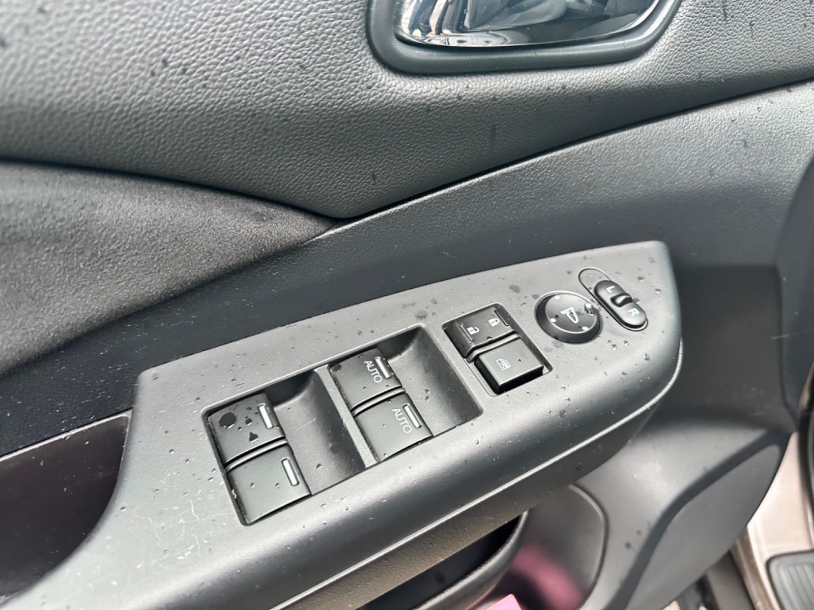 Fahrzeugabbildung Honda CR-V 2.0 Comfort 2WD*Tempomat*