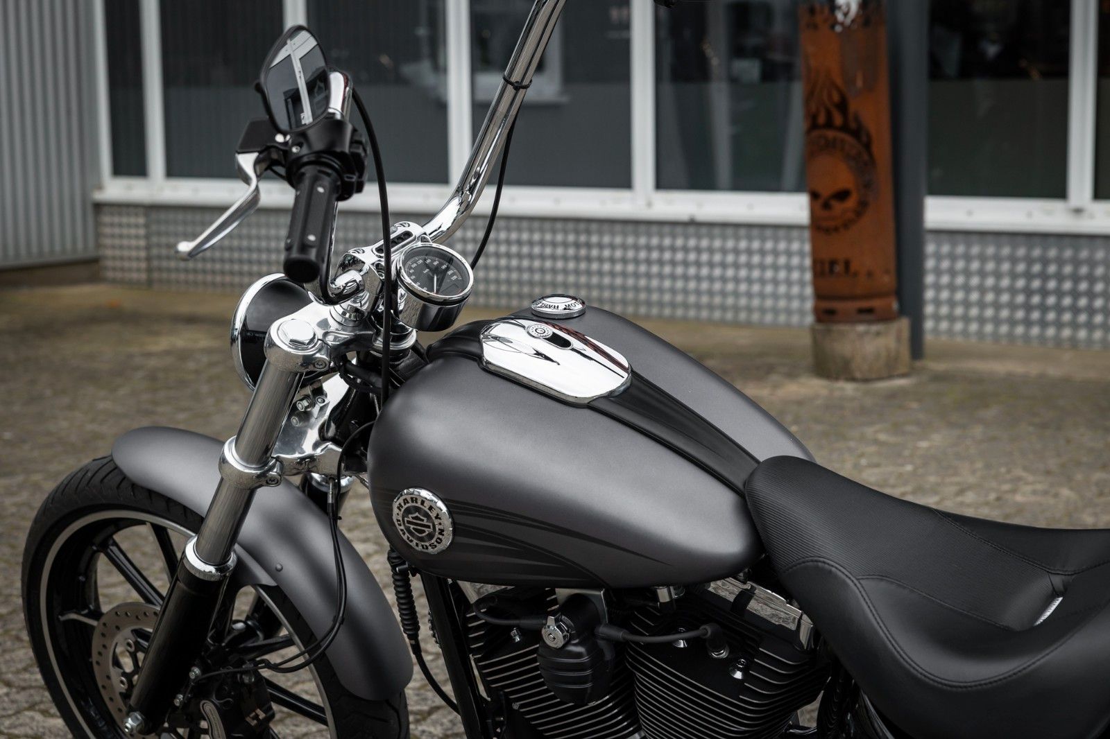 Fahrzeugabbildung Harley-Davidson FXSB Breakout 103 - Kesstech/ Fehling ApeLenker