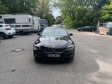 BMW 528i Automatik Scheckheftgepflegt - BMW 528 von privat