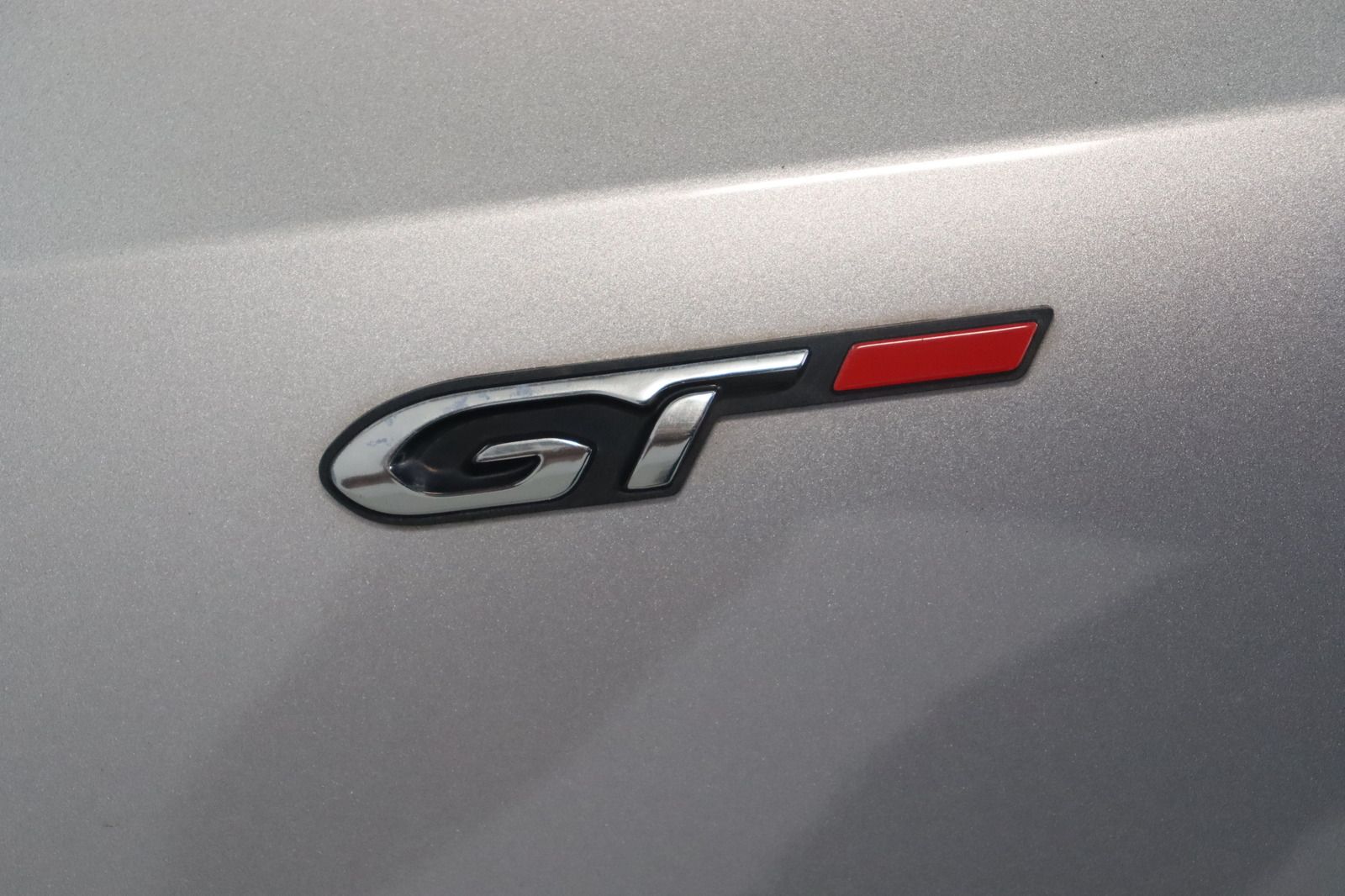 Fahrzeugabbildung Peugeot 308 GT * LED * Teilleder * Navi