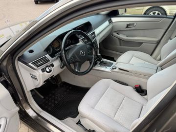 Mercedes E 250 - 9