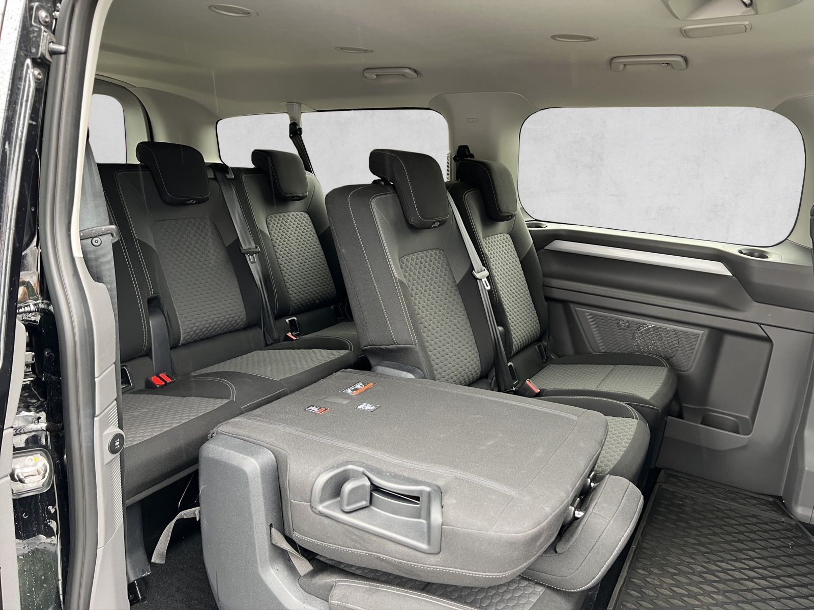 Caravelle Life 2,0 l 110 kW TDI 8-Gang Automatik