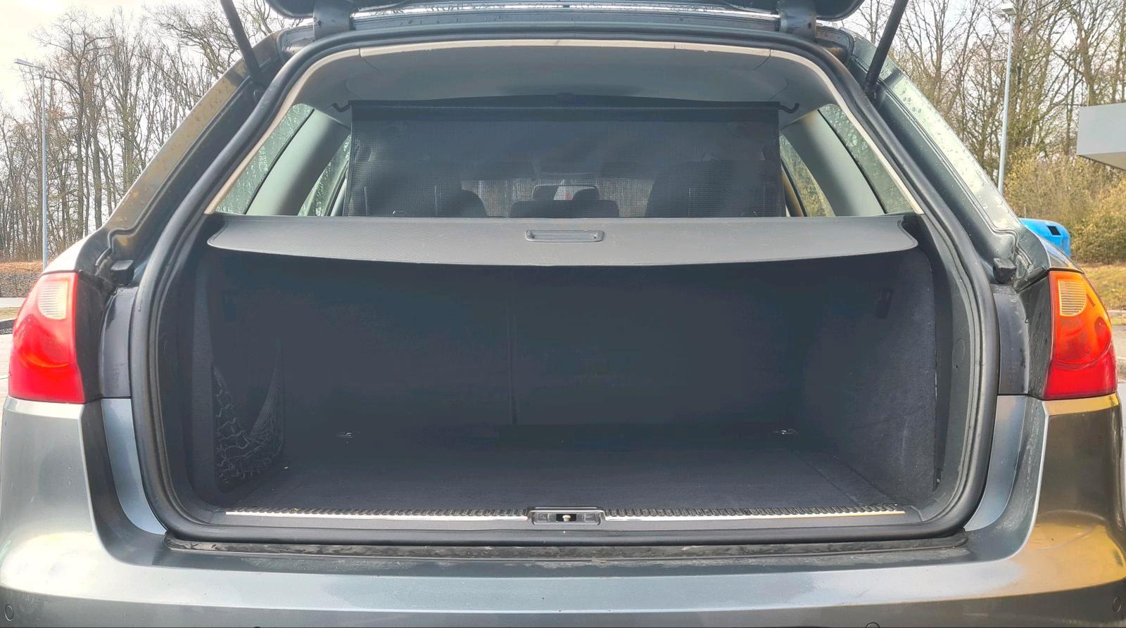 Seat Exeo 2012 — photo 12