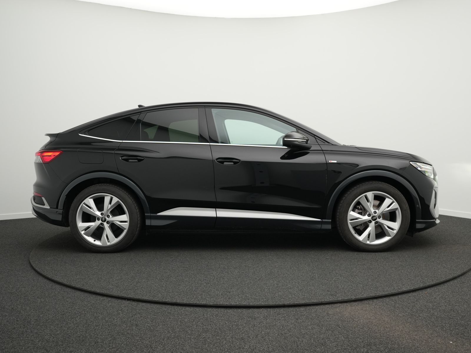 Audi Q4 e-tron - Bild 15