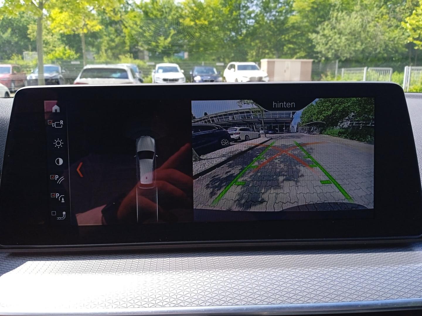 BMW 520 d Tour. MSport+HUD+AHK+ACC+ADPT. LED+KAMERA+