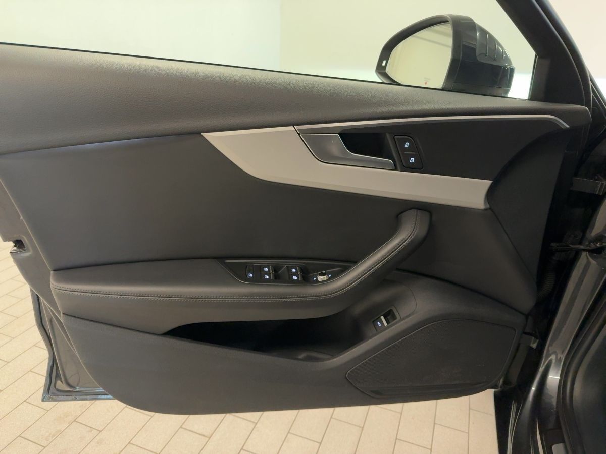 Audi A4 - Bild 18