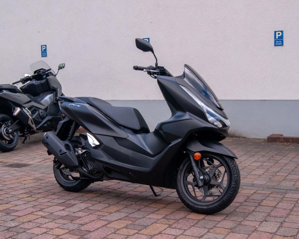 Honda PCX 125 , MY 2025, Finanzierung möglich !
