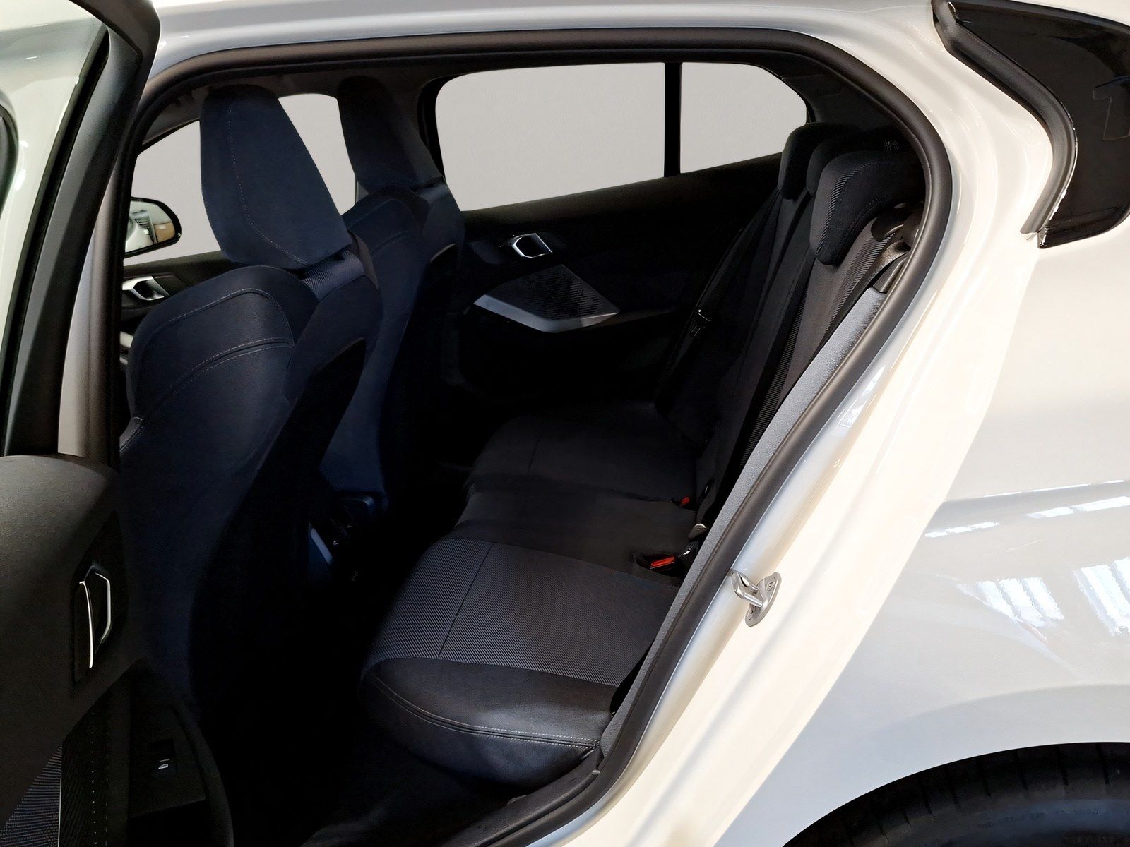 BMW 120 - Bild 6