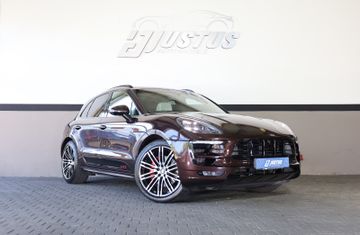 Porsche Macan - 1