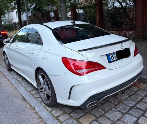 MERCEDES-BENZ Mercedes Benz CLA 200 AMG STYLE