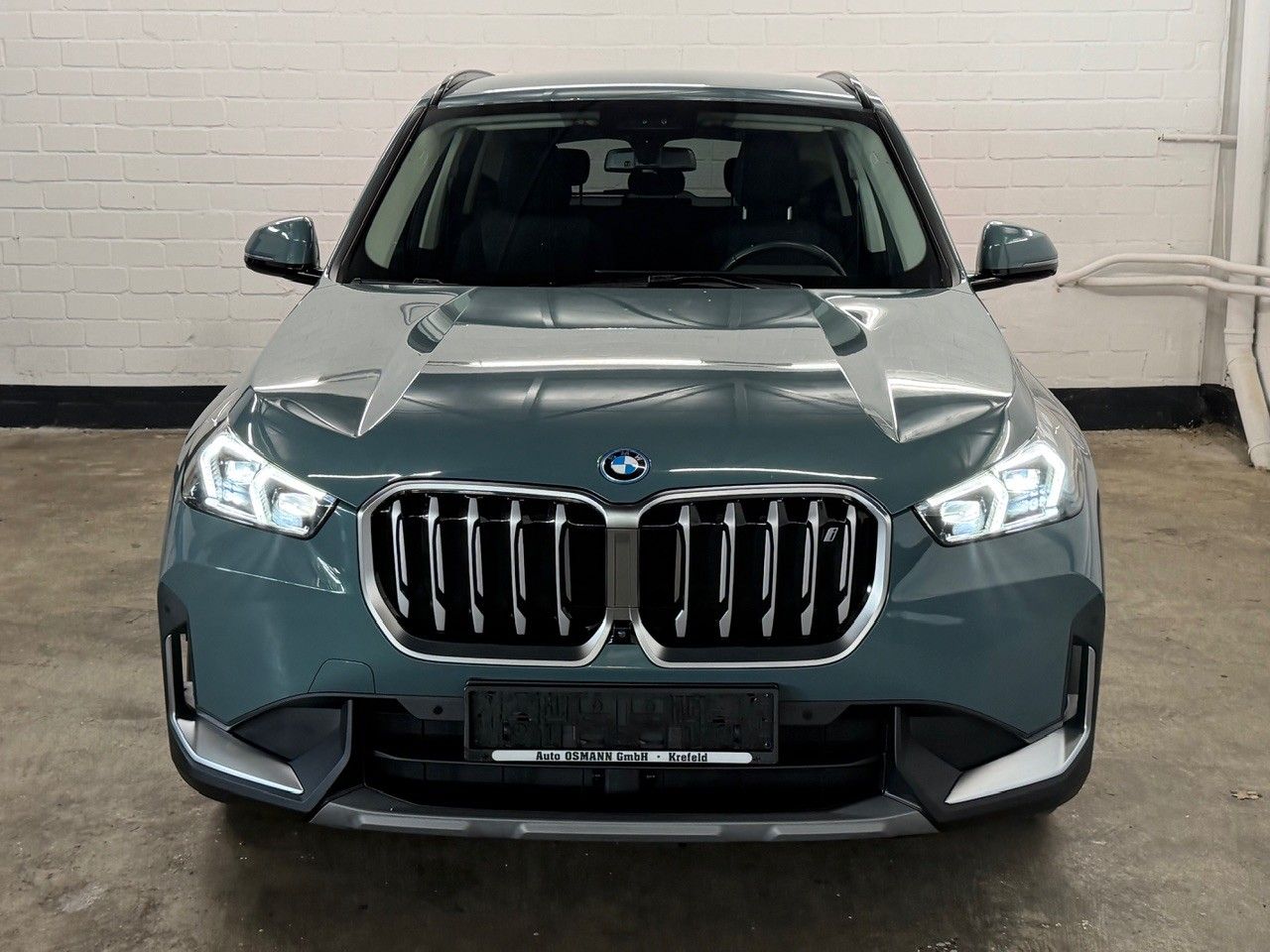 BMW iX1 xDrive 30 HUD 360°KAM. H&K SoH:97,7% foto 1