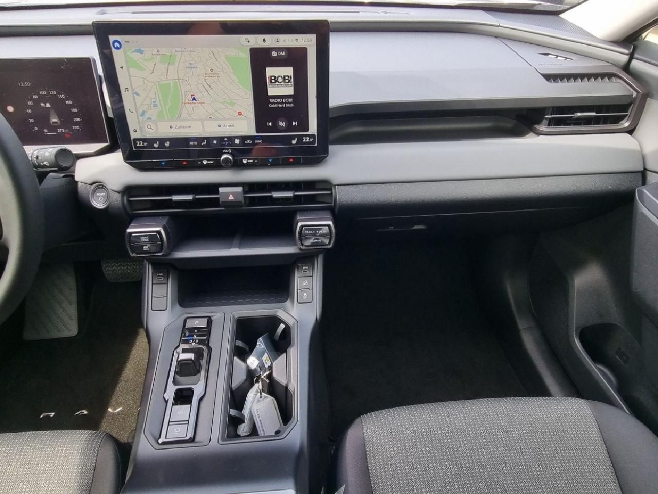 Fahrzeugabbildung Toyota RAV4 2.5 Hybrid 143 kW AWD Teamplayer