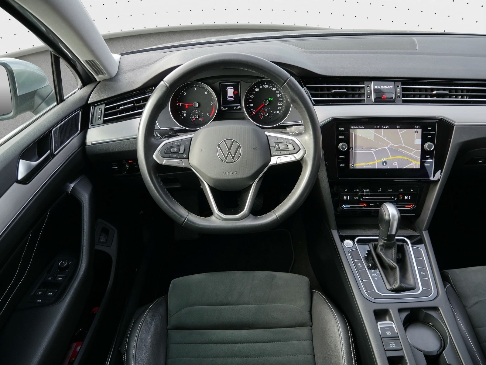 Volkswagen Passat Variant - Bild 8