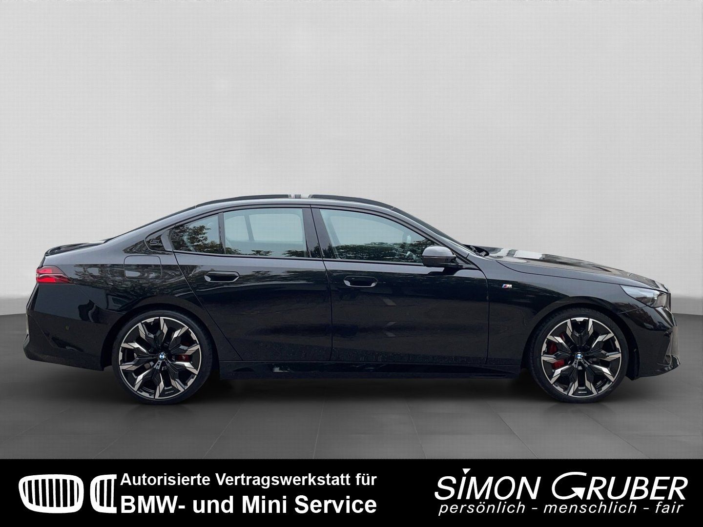 Fahrzeugabbildung BMW 540d xDrive M Sport Pro Inno Travel Drive Prof