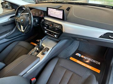 BMW 530d *LED*Navi*xDrive*HeadUp*Professional*