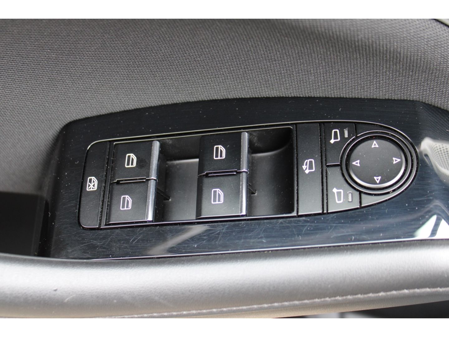 MAZDA 3 Selection SKYACTIV-X M-Hybrid ACC LED 360 Grad - Image 13