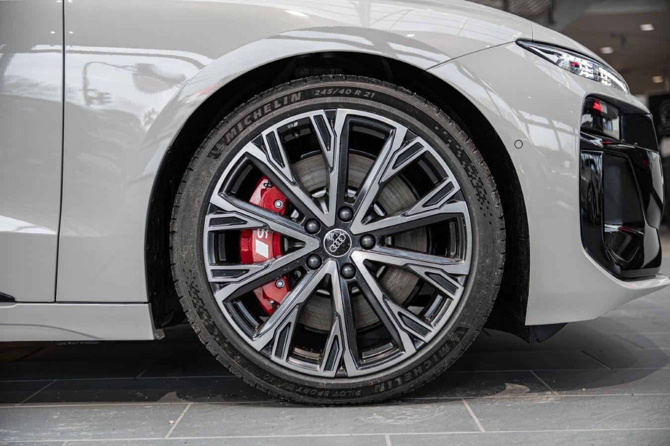 Audi S6 e-tron - Bild 17