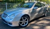 Mercedes-Benz Mercedes Benz C200  Sport Edition - Mercedes-Benz C 200: Sport Edition