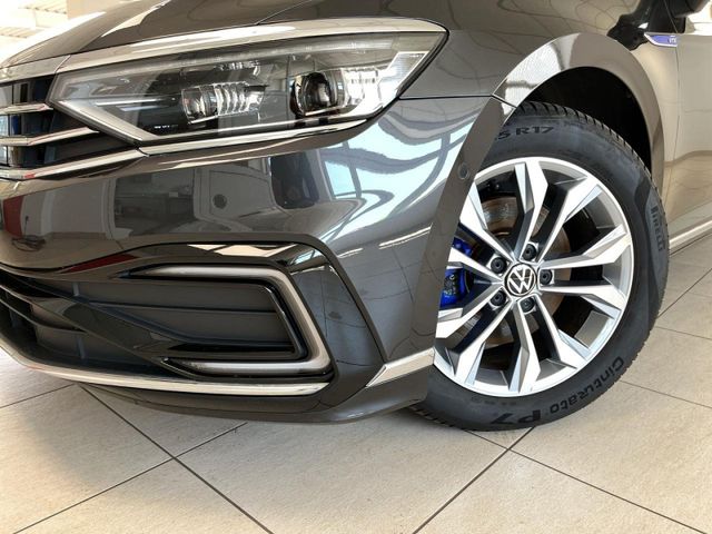 Passat Variant 1.4 eHybrid DSG GTE Bluetooth LED