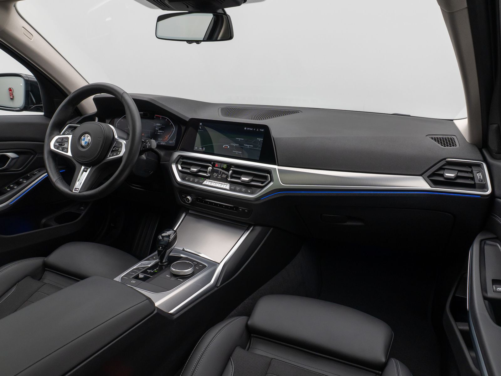 Fahrzeugabbildung BMW 320d  xD Sport Line Panorama Kamera HiFi Komfort