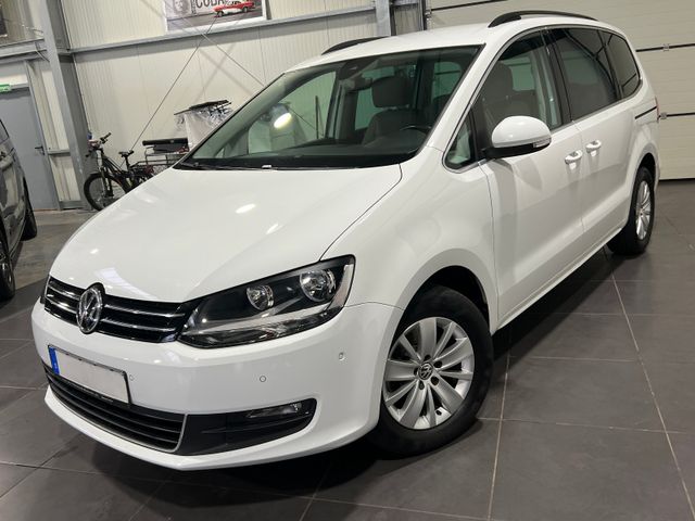 Volkswagen Sharan 2.0 TDi **7-Sitze*Navi*PDC*Spur**