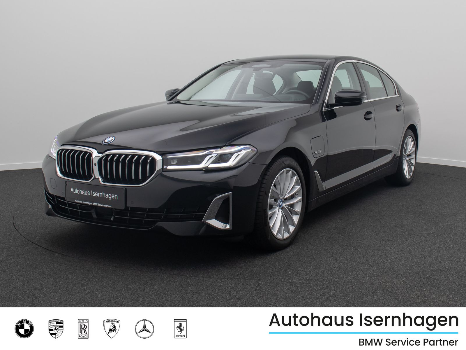 Fahrzeugabbildung BMW 530e Luxury Line ACC Laser 360° HUD DAB Sport