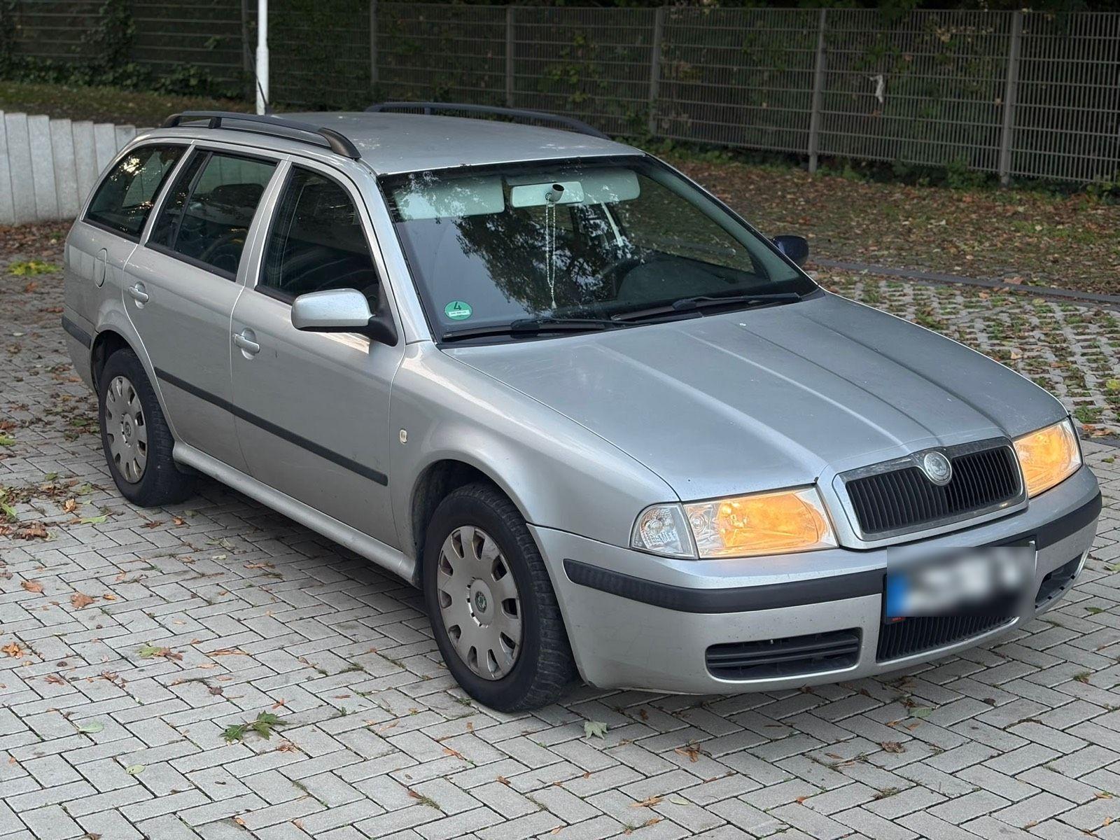 Skoda Octavia 2006 — interior