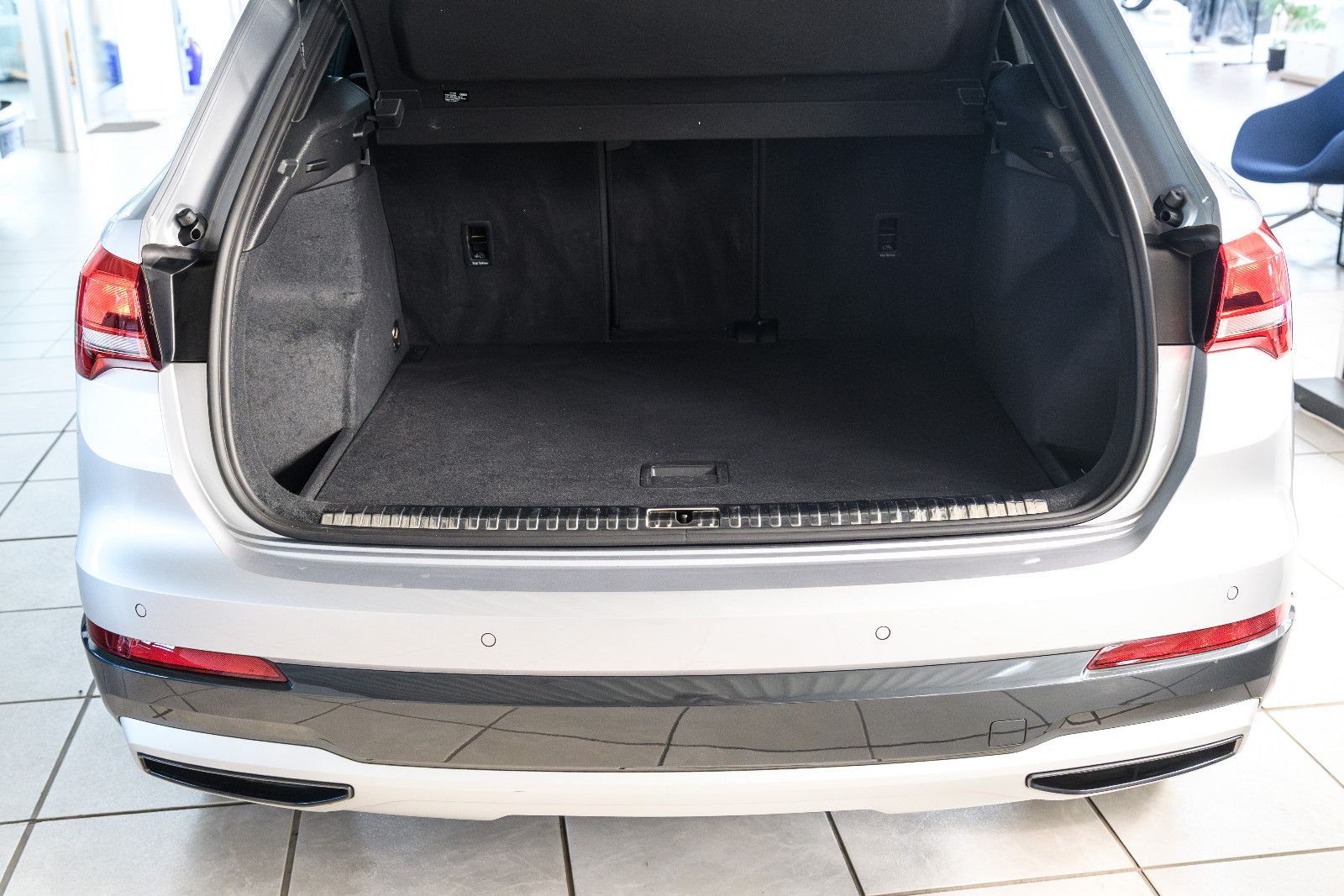 Fahrzeugabbildung Audi Q3 35 TFSI advanced +LED +elektr. Klappe