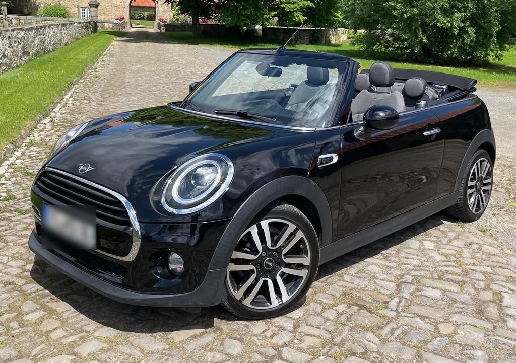 Image of MINI Cooper D Cabrio