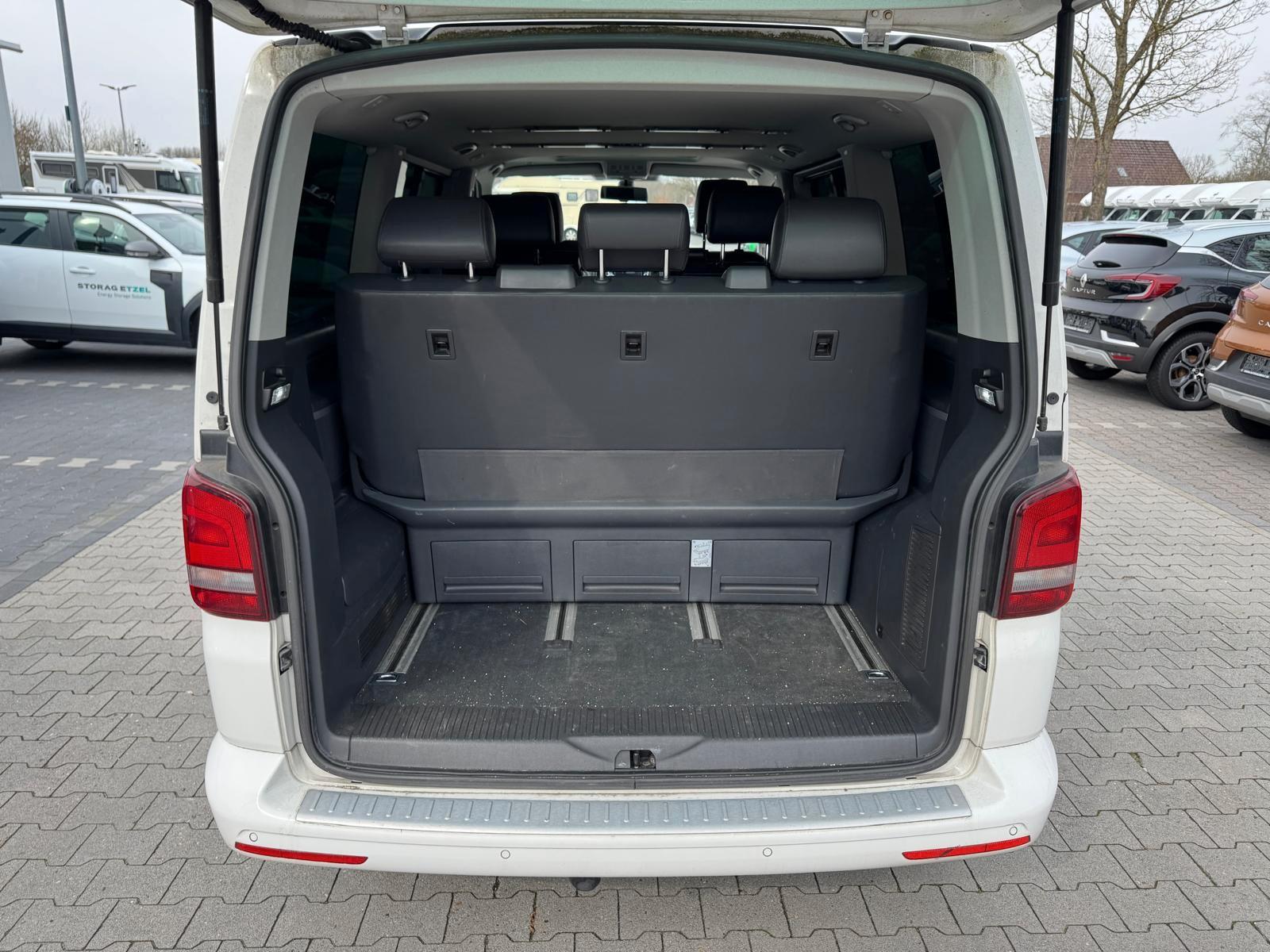 Volkswagen T5 Multivan Edition 25 2.0 TDI 179 ch BVA / 7 places / Alcantara / Toit panoramique / Chauffage auxiliaire