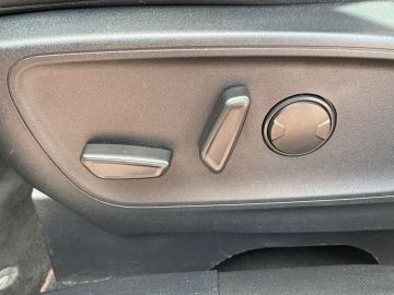 Ford Kuga - 11