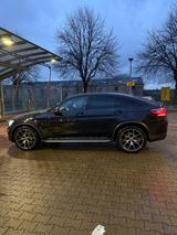 Mercedes-Benz GLC 220 d 4MATIC Coupé Autom.- - Mercedes-Benz GLC 220 Gebrauchtwagen in Düsseldorf
