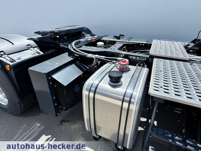 Iveco AD440X46T/P OFF Hi-Traction, Kipphydraulik