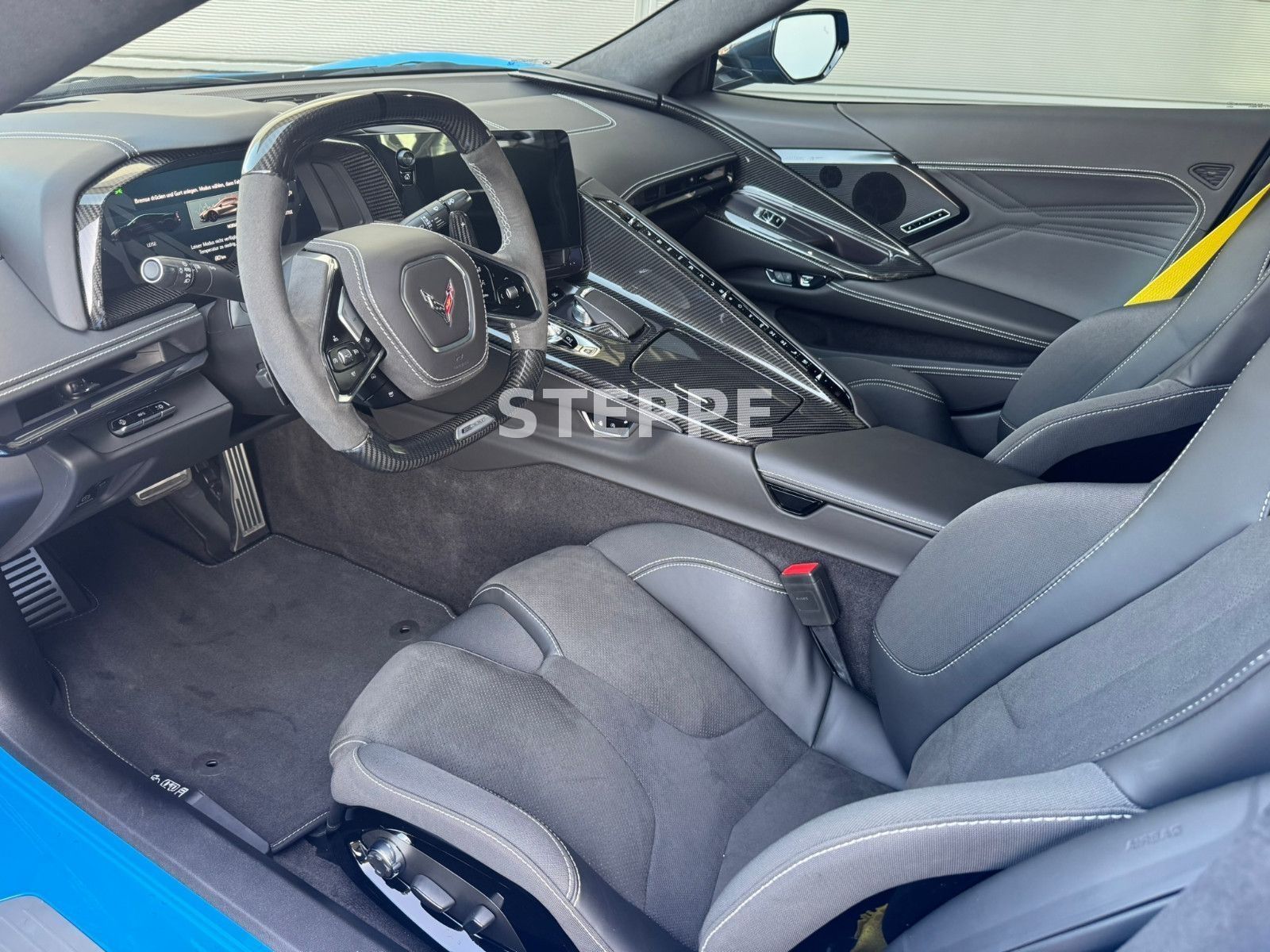 Corvette C8 E-Ray 6,2 3LZ Coupe Europamodell