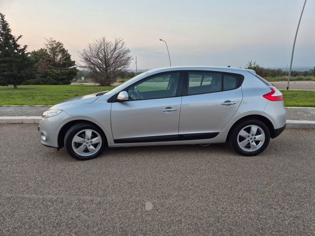 Renault Megane Mégane 1.5 dci diesel 110cv 2012