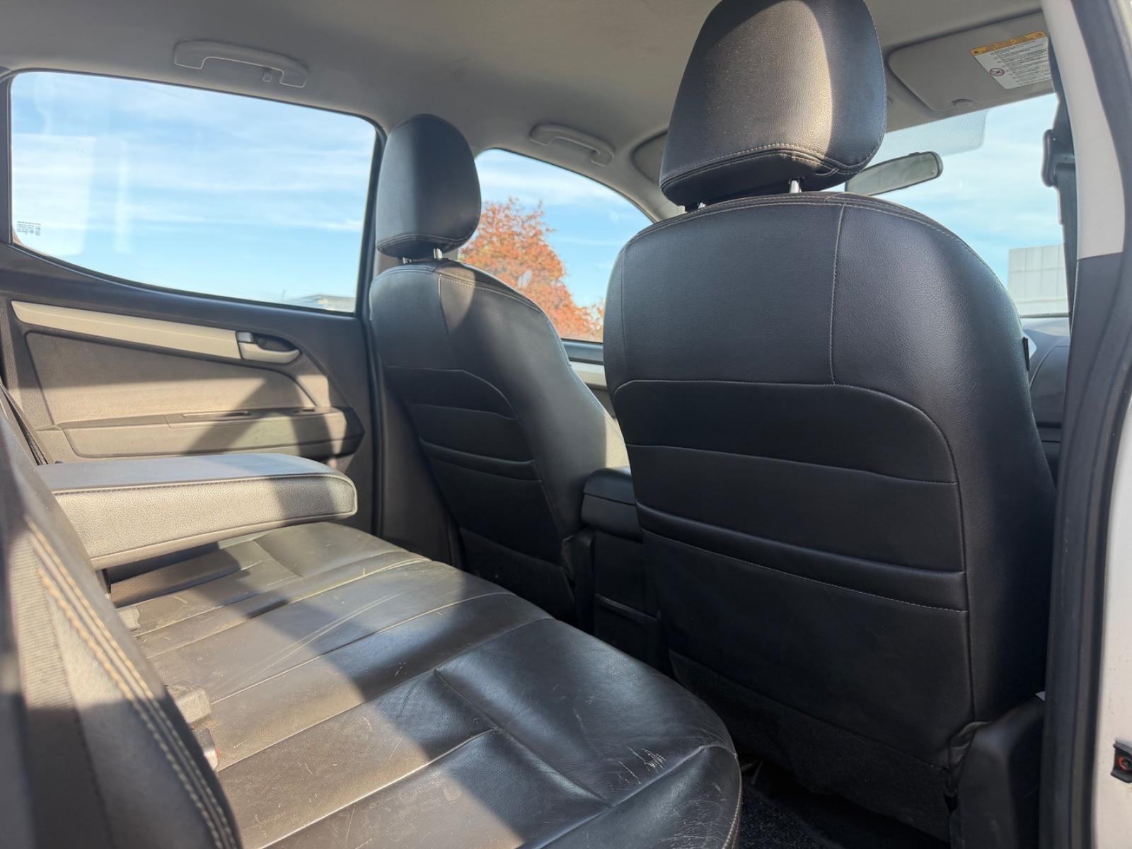 Isuzu D-Max Double Cabine 2.5 TD 163ch BVA - Attelage - Carnet entretien - Non fumeur