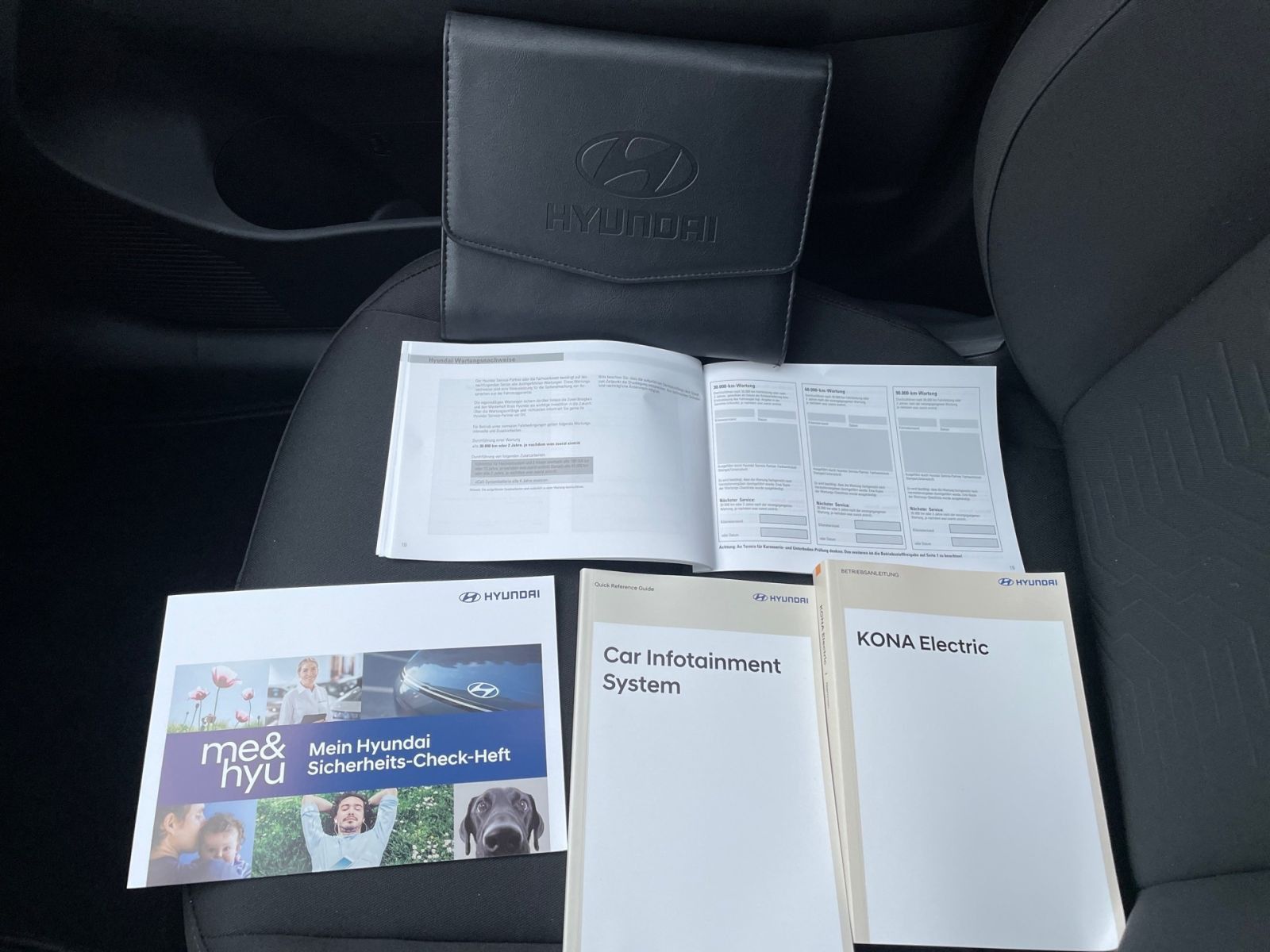 Fahrzeugabbildung Hyundai KONA Trend Elektro 65 kWh Assi Paket el.HK