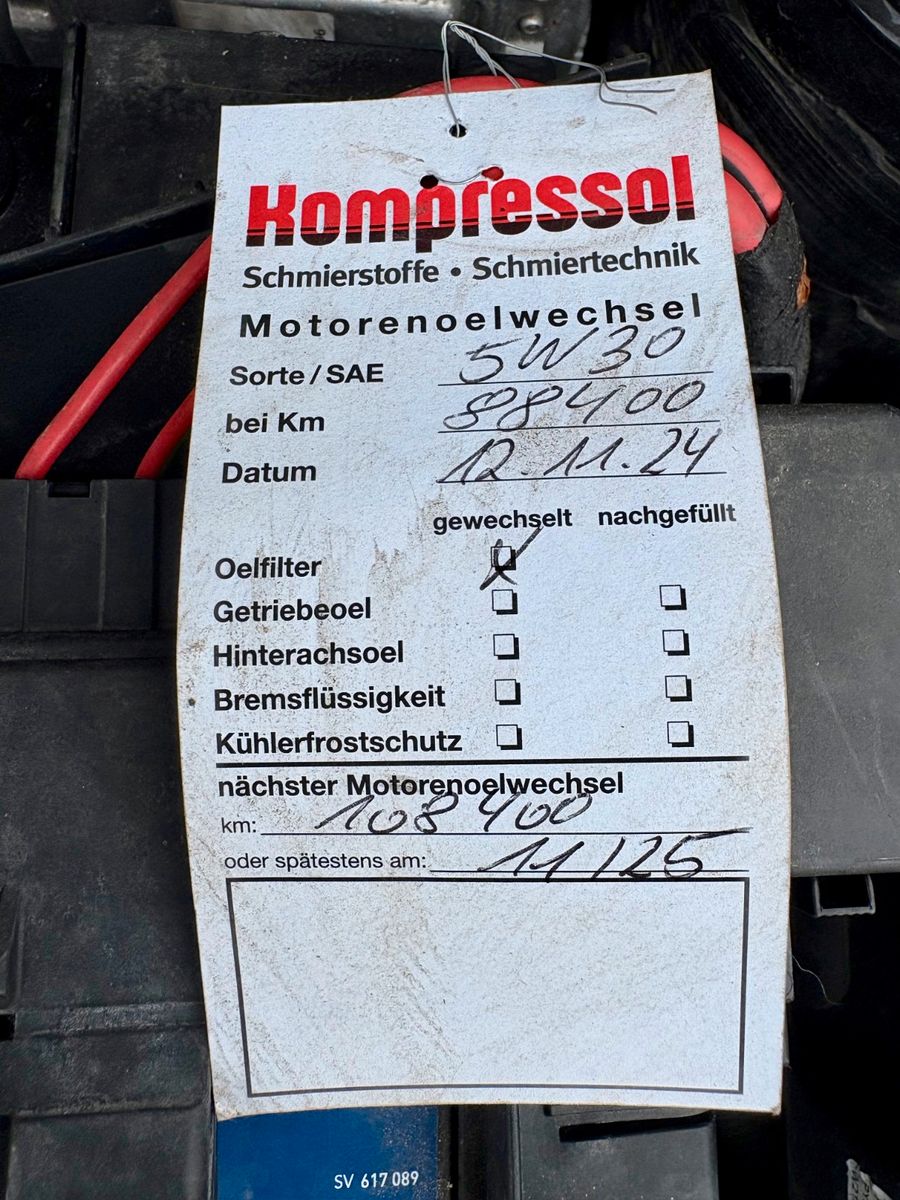 Fahrzeugabbildung Volkswagen up! 1.0 club up! Navi SHZ Klima 2.HD SCHECKHEFT
